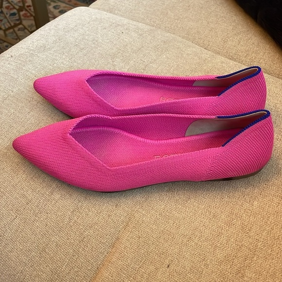 Rothy’s The Point Flats Womens in Dragon Fruit Pink- 6 - Picture 5 of 8
